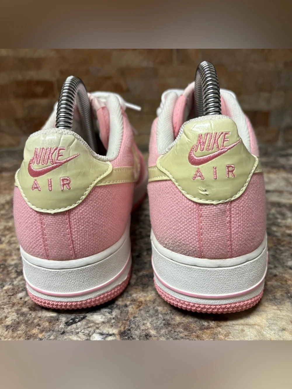 Nike Air Force 1 2003 Pink Canvas 306512-611 Women’s Size 8 Men’s Size 6.5
